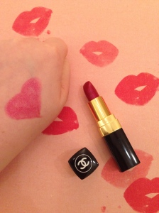 Chanel Emilienne (452) lipstick swatch