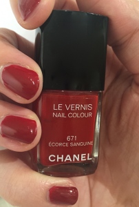 Chanel Le Vernis Ecorce Sanguine Nail Colour Nail Polish Review Swatch