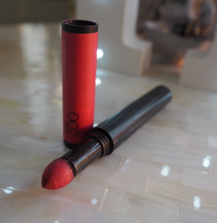 L'Oreal Infallible Matte Max Lipstick Like a Virgin 002 review & swatch